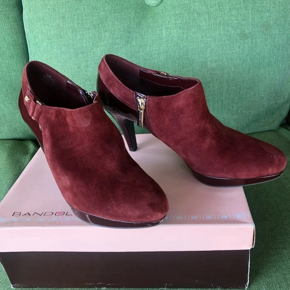 Bandolino Shoes - Bandolino women’s suede/leather booties